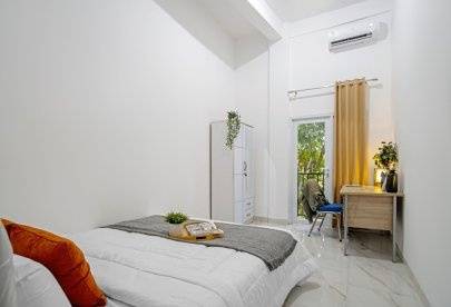 Kost Dekat Kampus Dan Stasiun Cisauk Dengan Balkon Rukita Ur